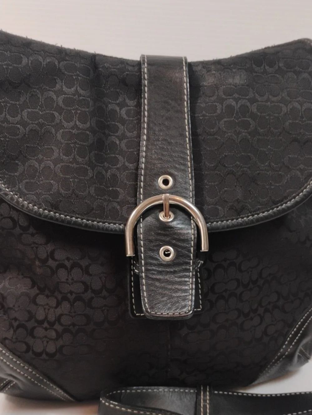 Coach Y2K Vintage Made In USA Soho Flap Bag With Kissing "C's" - Picture 2 of 6